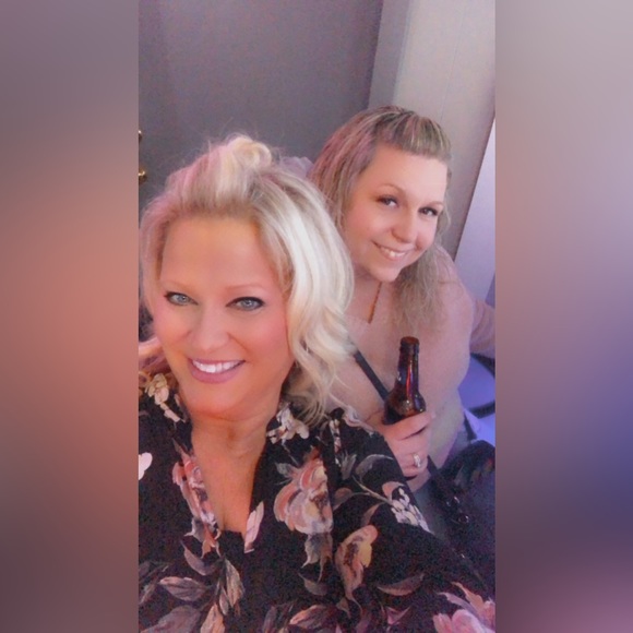 Meet your Posher, Gina - Picture 4 of 15